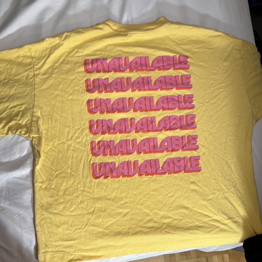 T-Shirt - Picture 3 of 3